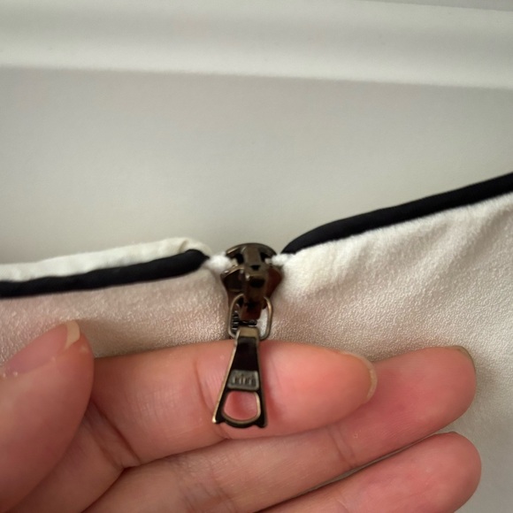 Worn once Judith & Charles Blouse (Size 4) - Picture 6 of 9